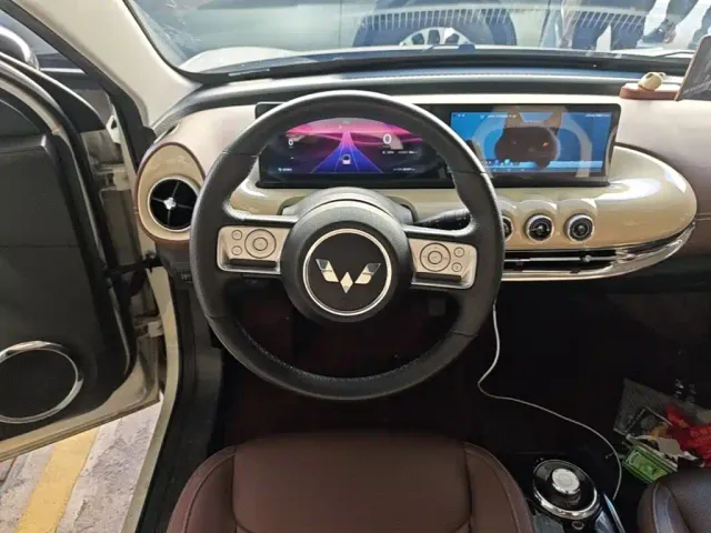 Wuling Bingo — Фото автомобиля 10