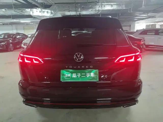 Volkswagen Touareg — Фото автомобиля 6