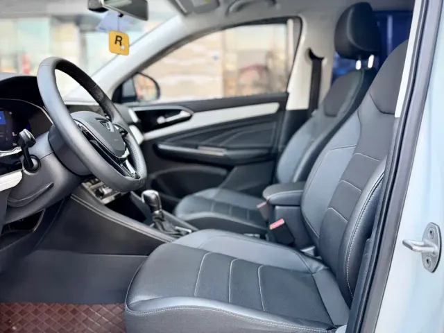 Jetta VS5 — Фото автомобиля 10