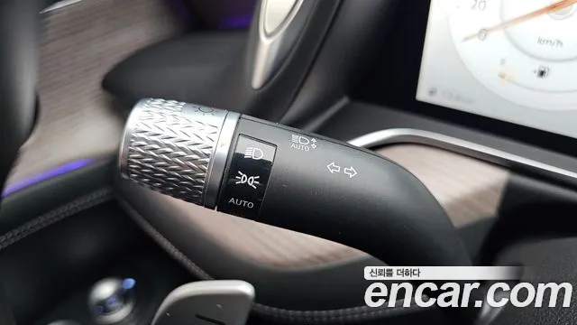 Genesis G90 Бензин 3.5 турбо AWD — Фото автомобиля 27