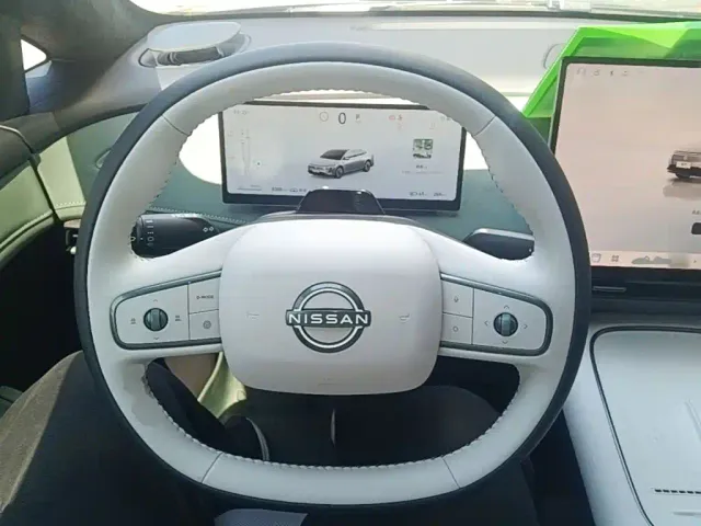 Nissan N7 — Фото автомобиля 10