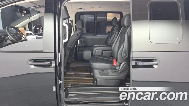 Hyundai Staria Staria L3.5 Lounge 9 мест — Фото автомобиля 22