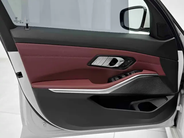 BMW 3 Series — Фото автомобиля 15