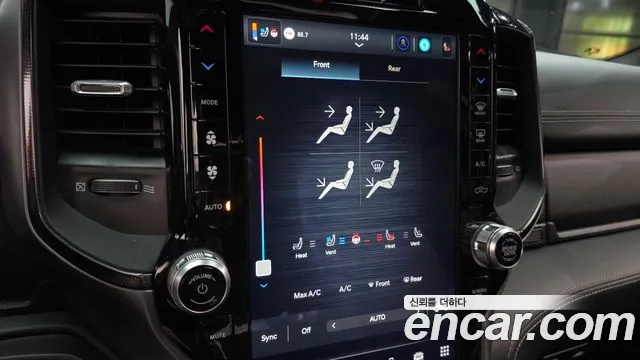 Dodge Ram — Фото автомобиля 16
