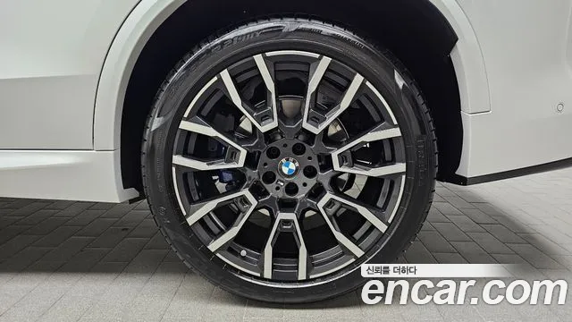BMW X5 xDrive 40i M Sport — Фото автомобиля 20