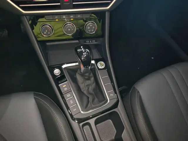 Volkswagen Sagitar — Фото автомобиля 13