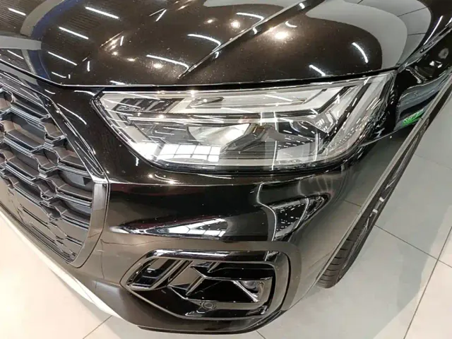 Audi Q5L — Фото автомобиля 23