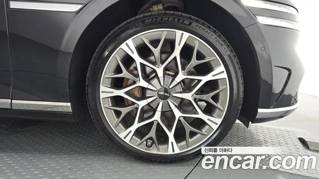 Genesis G90 — Фото автомобиля 20