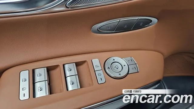 Genesis GV70 — Фото автомобиля 29