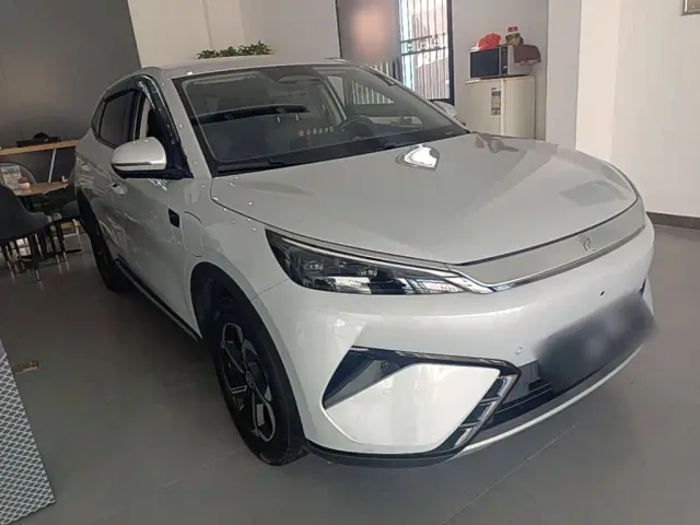 BYD Yuan PLUS — Фото автомобиля 3