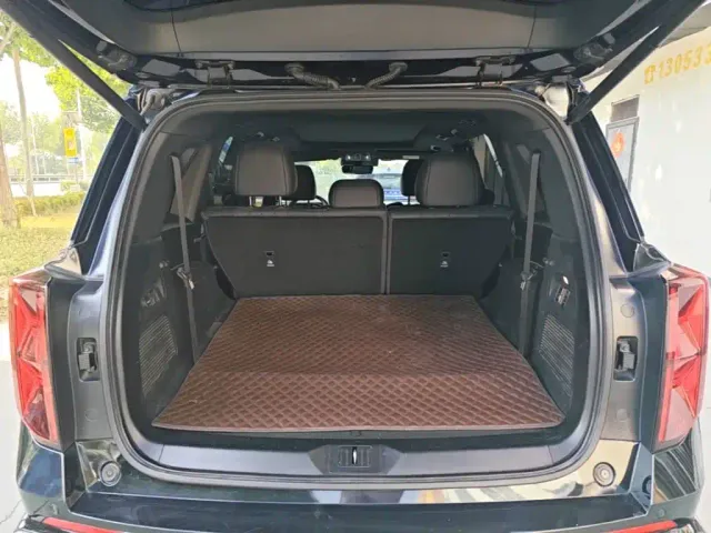 GAC Trumpchi GS8 — Фото автомобиля 18