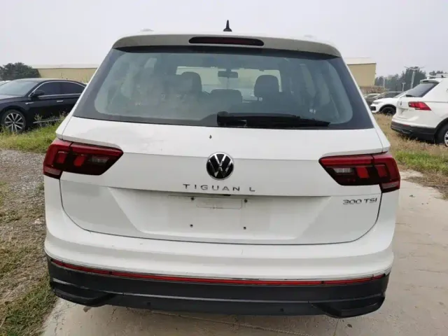 Volkswagen Tiguan L — Фото автомобиля 5