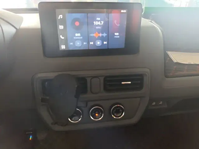 Wuling Yangguang — Фото автомобиля 8