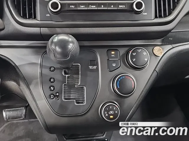Kia RAY Новый Kia Ray Фургон — Фото автомобиля 8
