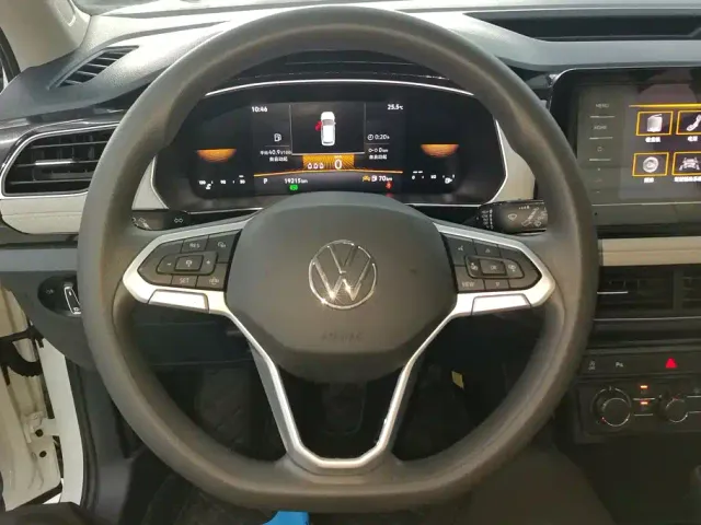 Volkswagen Tharu — Фото автомобиля 15