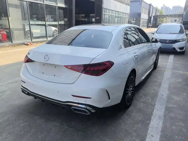Mercedes-Benz C-Class — Фото автомобиля 6
