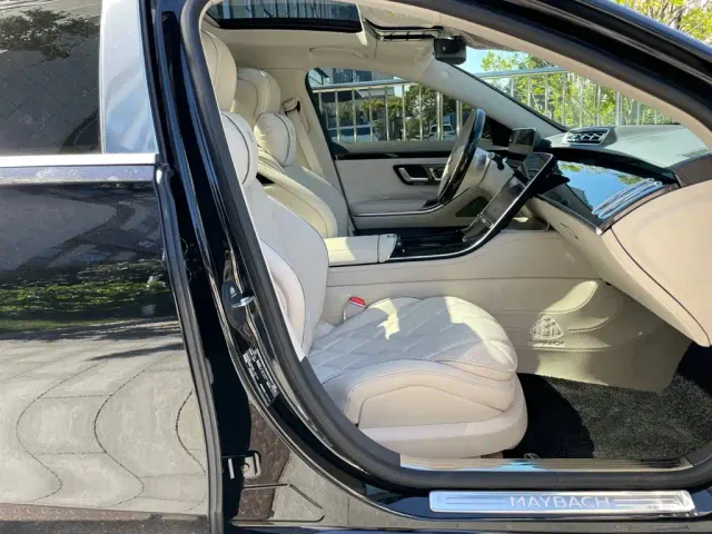 Mercedes-Benz Maybach S-Class — Фото автомобиля 20