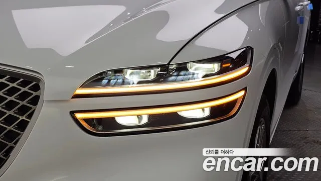 Genesis GV70 2.5T Бензин AWD — Фото автомобиля 21