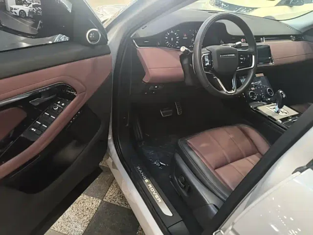 Land Rover Range Rover Evoque — Фото автомобиля 15