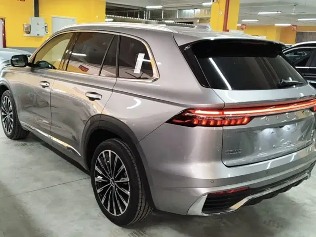 Geely Xingyue L — Фото автомобиля 4