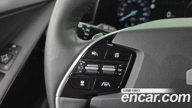 Kia Niro New — Фото автомобиля 22