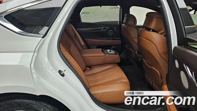 Genesis G80 Бензин 2.5 турбо 2WD — Фото автомобиля 12