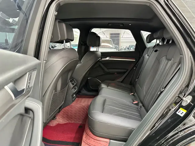 Audi Q5L — Фото автомобиля 21