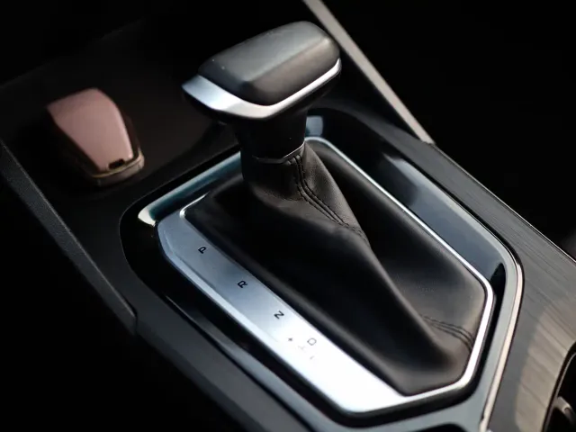 Geely Emgrand S — Фото автомобиля 10