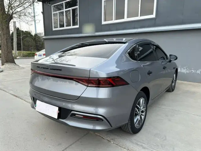 BYD Qin PLUS — Фото автомобиля 21
