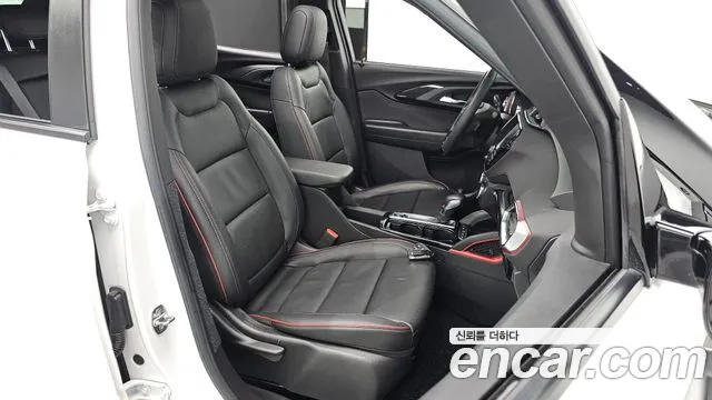 ChevroletGMDaewoo Trailblazer Trailblazer 1.3 турбо 4WD — Фото автомобиля 12