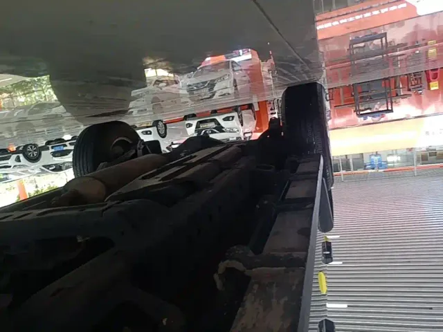 212 212 T01 2024 2.0T Mechanic — Фото автомобиля 20