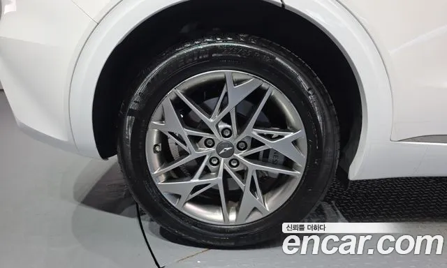 Genesis GV70 — Фото автомобиля 5