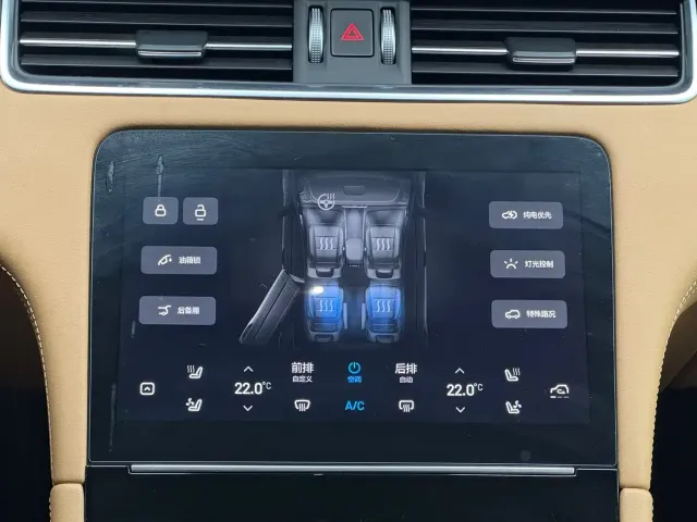 Li Auto Li ONE 2021 Extended Range 6-Seater — Фото автомобиля 20