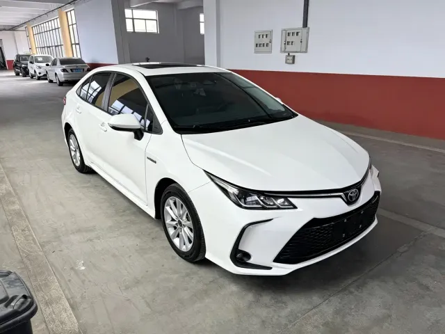Toyota Corolla 2023 1.8L Smart Hybrid Dual Engine Elite Edition — Фото автомобиля 3