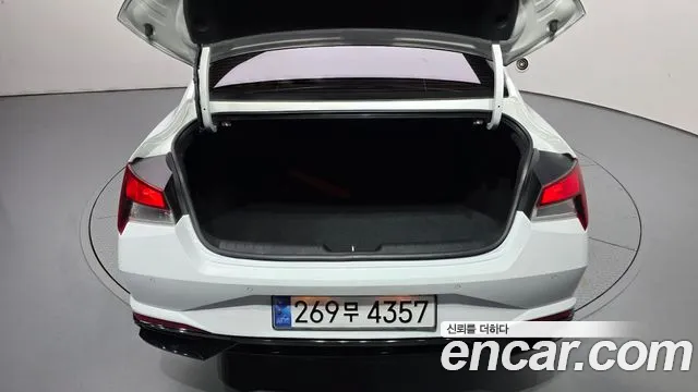 Hyundai Avante CN7 — Фото автомобиля 20