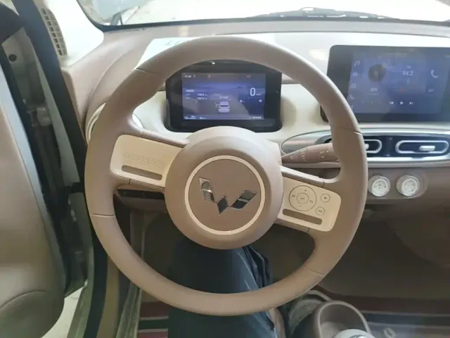 Wuling Hongguang Mini EV — Фото автомобиля 10