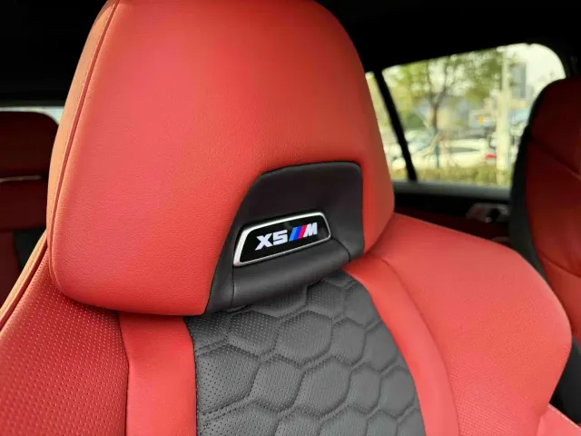 BMW X5 M — Фото автомобиля 18