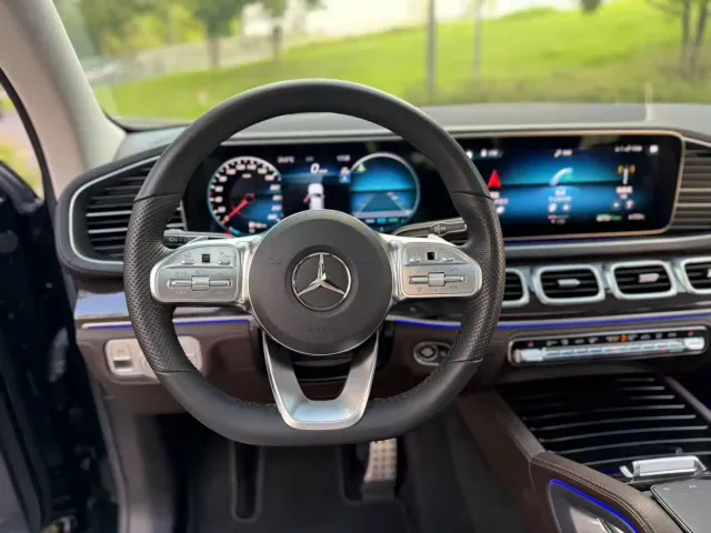 Mercedes-Benz GLS-Class — Фото автомобиля 22