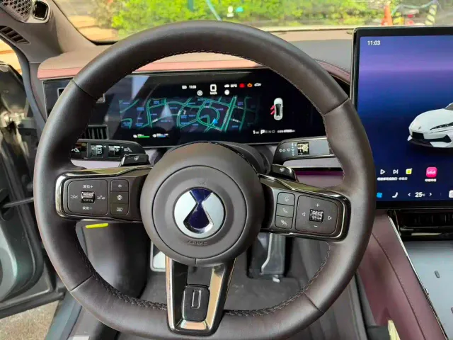 Denza Z9GT — Фото автомобиля 4