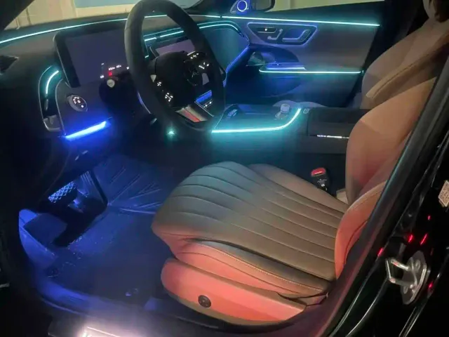 Mercedes-Benz E-Class — Фото автомобиля 8