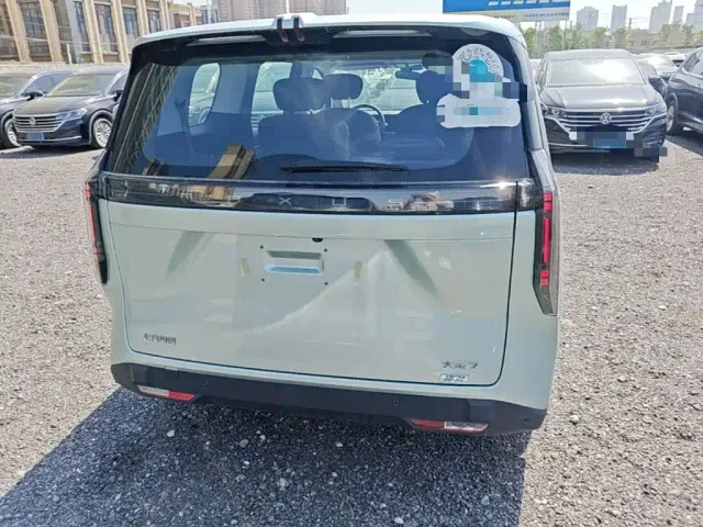 Maxus Dajia 7 — Фото автомобиля 5
