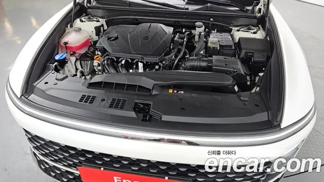 Hyundai Grandeur Grandeur (GN7) 2.5 Бензин 2WD — Фото автомобиля 6