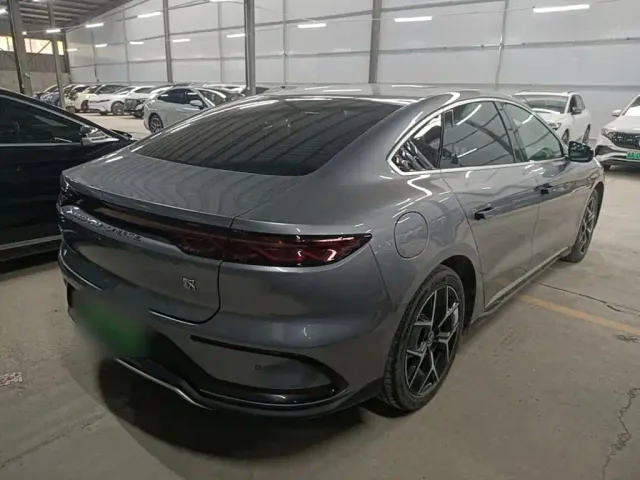 BYD Han — Фото автомобиля 6