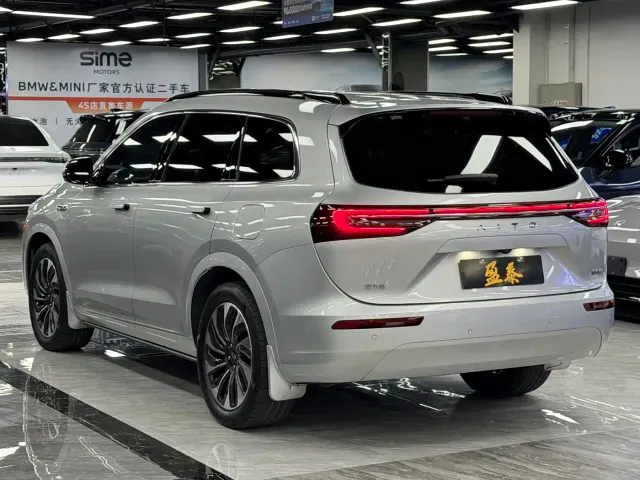 Aito M7 — Фото автомобиля 5