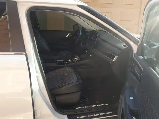 Mitsubishi Outlander — Фото автомобиля 8