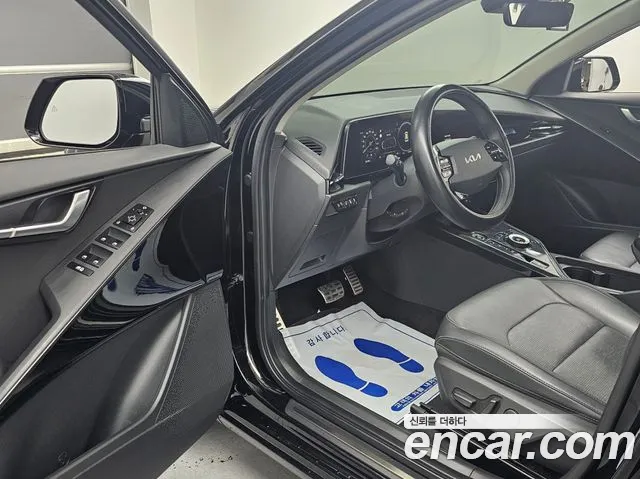 Kia Niro The All New — Фото автомобиля 11