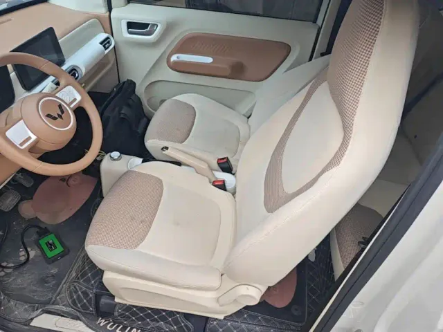 Wuling Hongguang Mini EV — Фото автомобиля 14