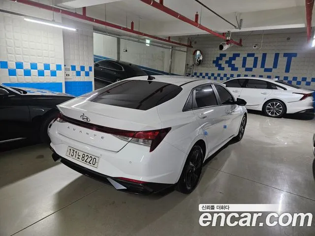 Hyundai AVANTE Avante (CN7) — Фото автомобиля 5