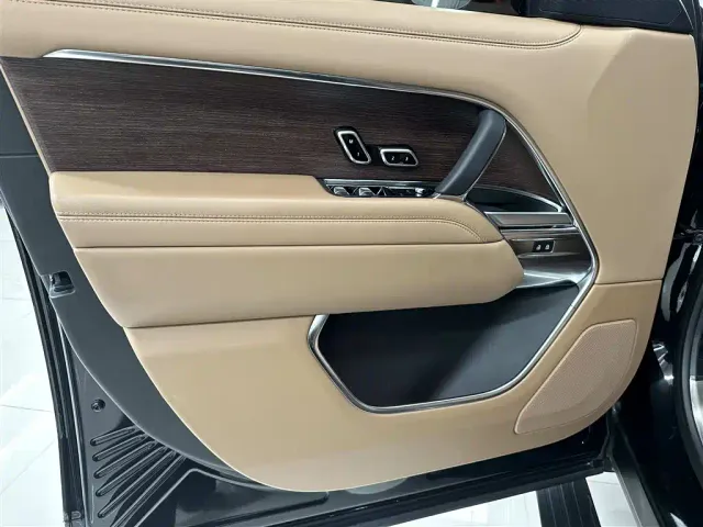 Land Rover Range Rover — Фото автомобиля 6