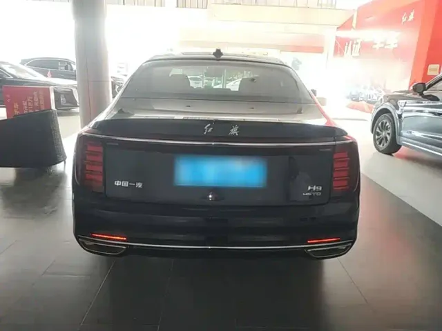 Hongqi H9 — Фото автомобиля 5